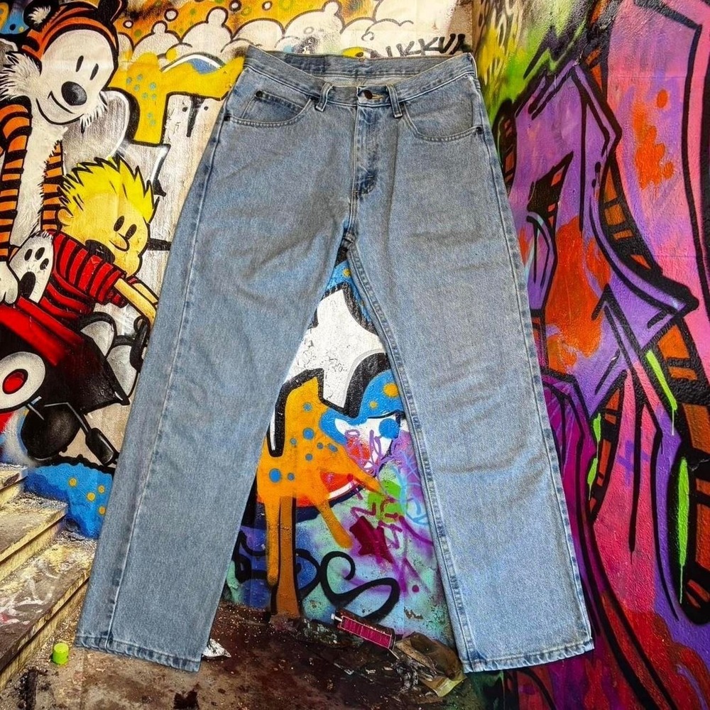 Wrangler light wash straight leg denim